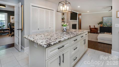 434 Blairmore Drive Charlotte NC 28211
