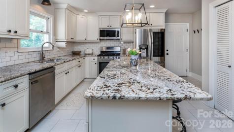 434 Blairmore Drive Charlotte NC 28211