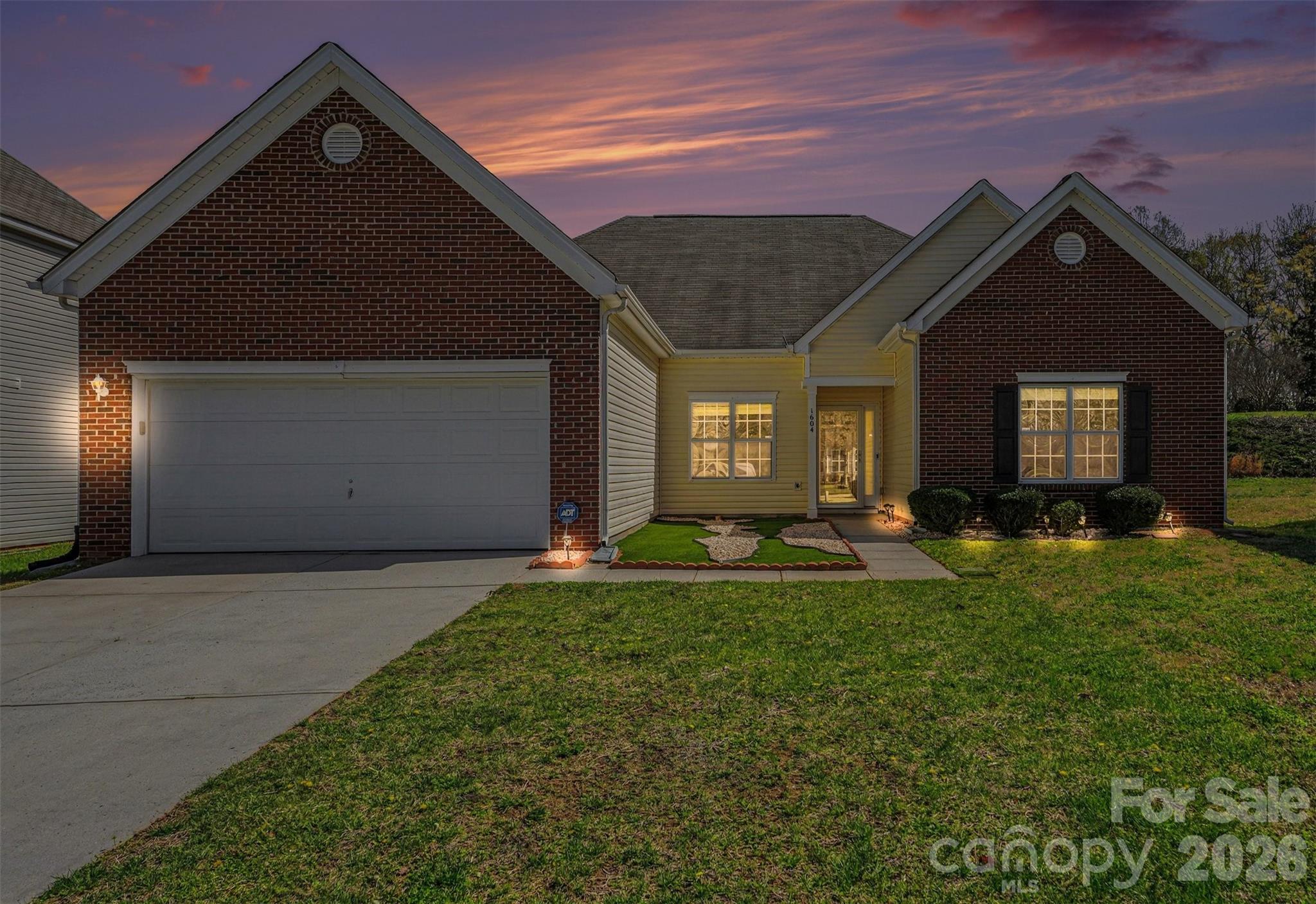 1604 Swan Drive Charlotte NC 28216