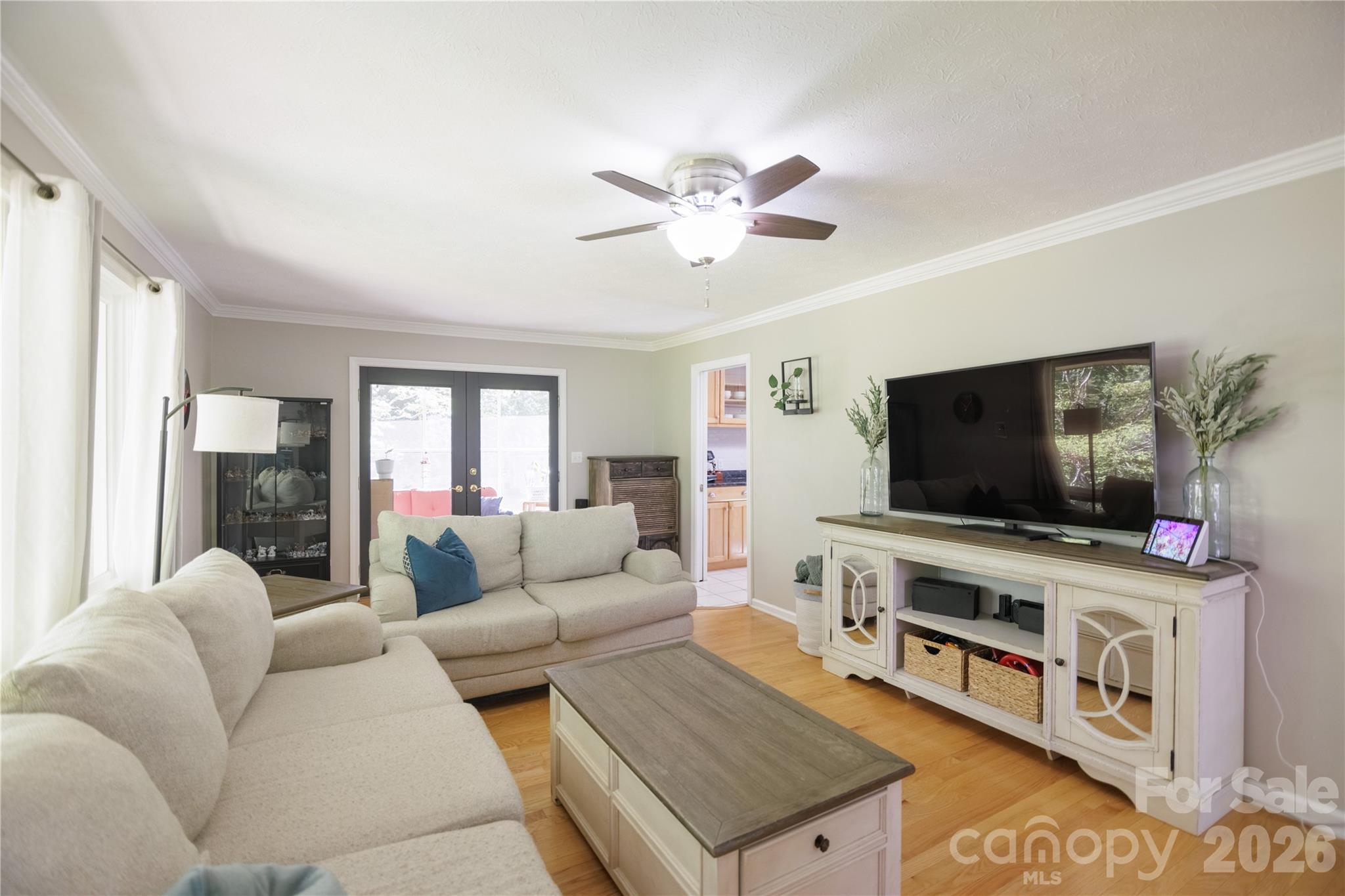 137 E Whisperwood Circle Hendersonville NC 28791