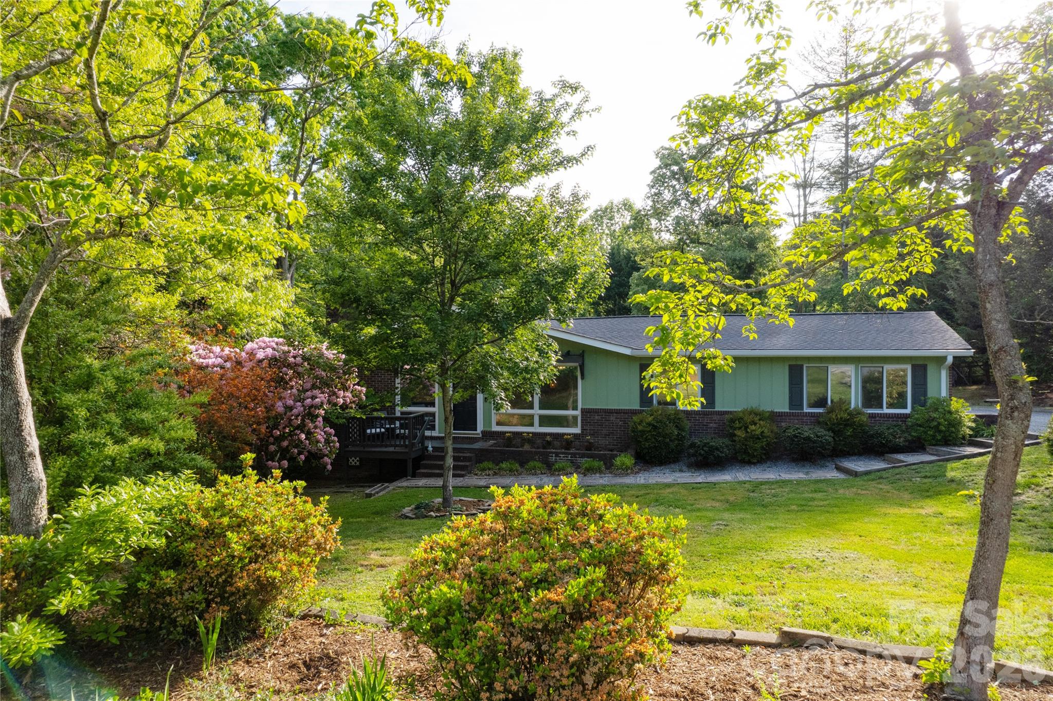 137 E Whisperwood Circle Hendersonville NC 28791