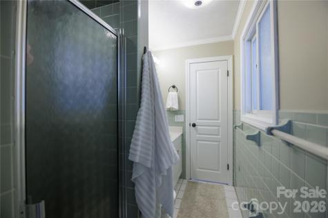 137 E Whisperwood Circle Hendersonville NC 28791