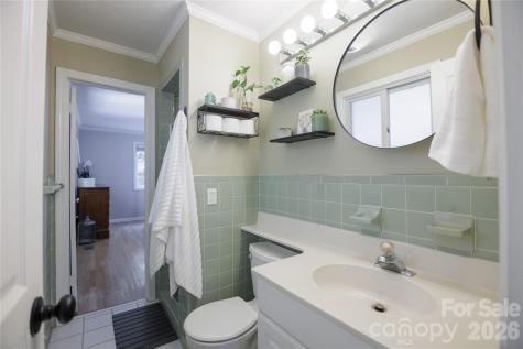 137 E Whisperwood Circle Hendersonville NC 28791