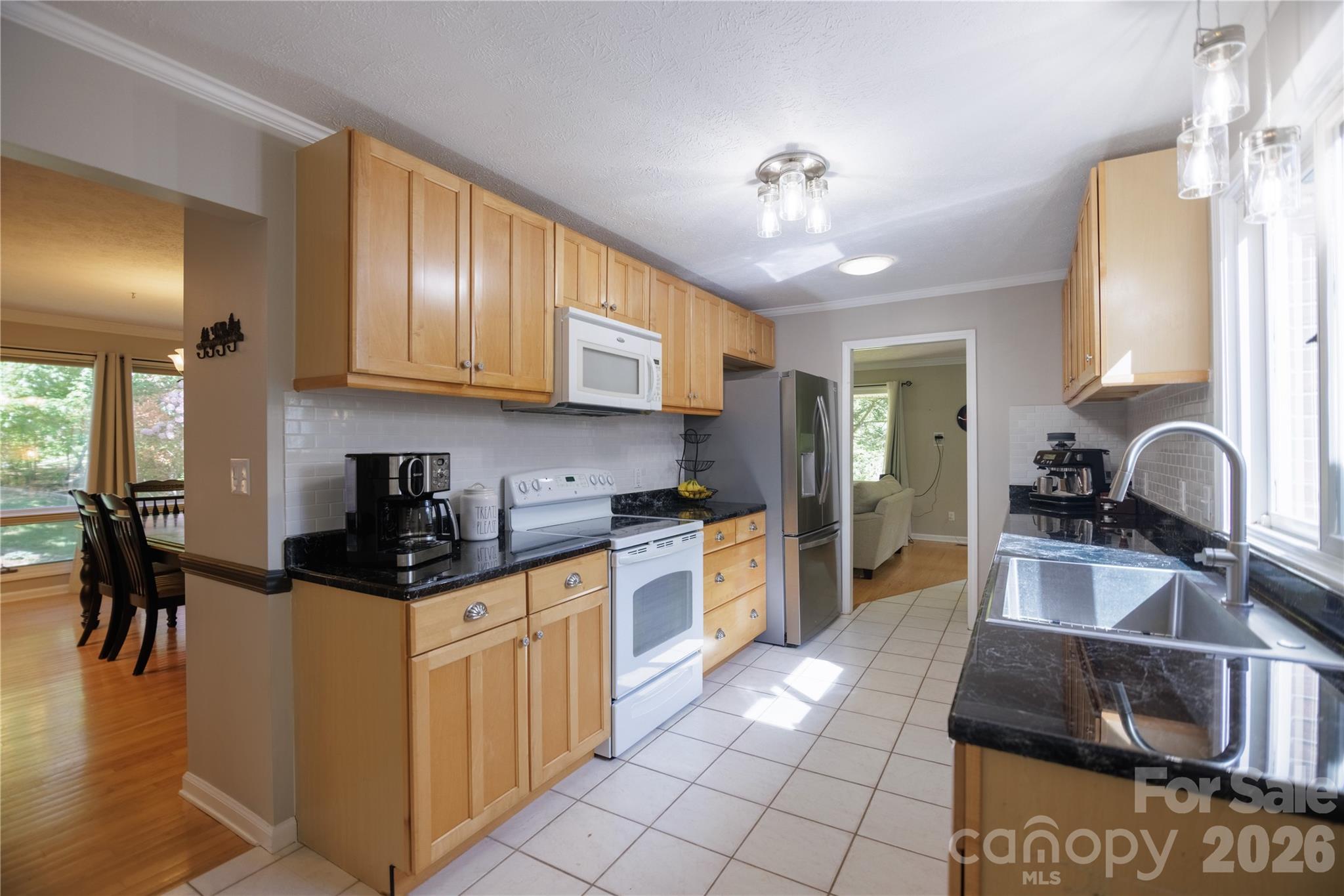 137 E Whisperwood Circle Hendersonville NC 28791