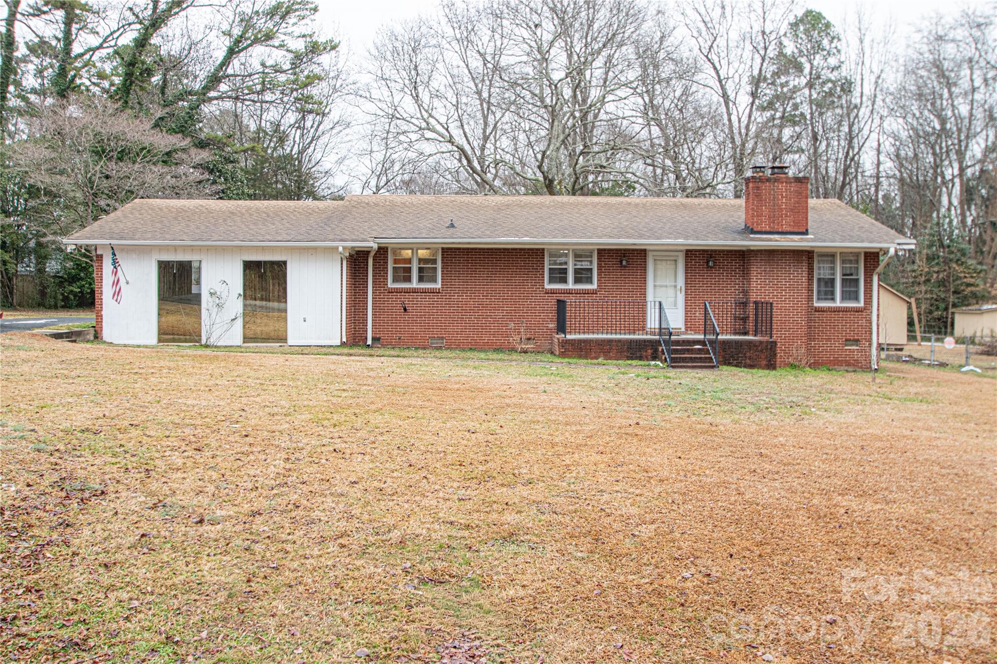 7218 Lakeside Drive N Charlotte NC 28215