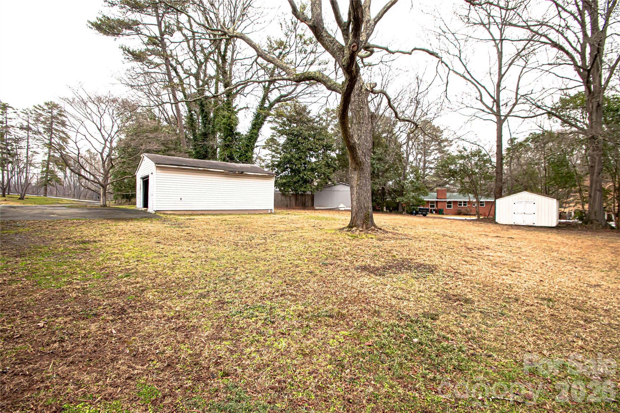 7218 Lakeside Drive N Charlotte NC 28215