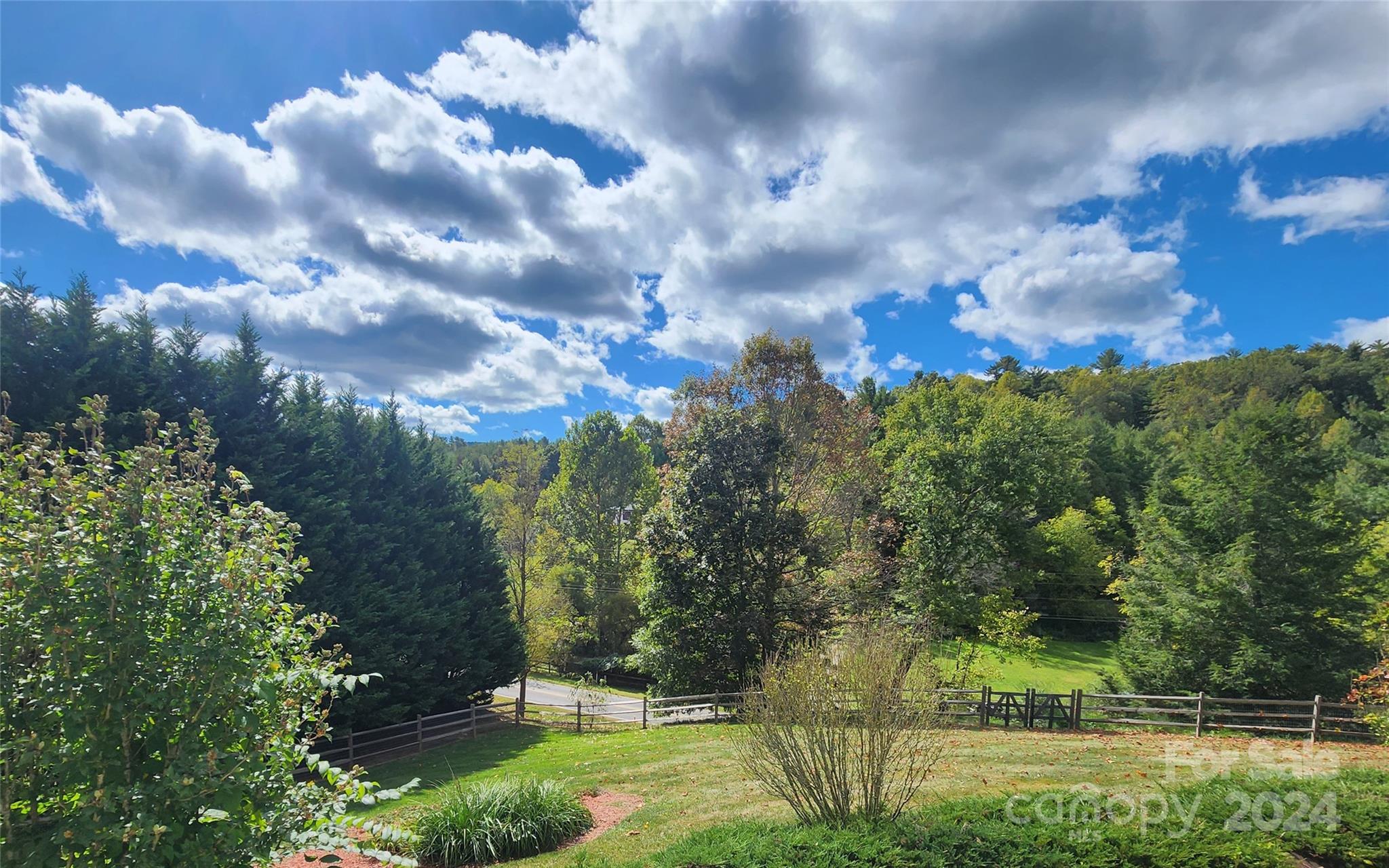 5 Retreat Place Weaverville NC 28787