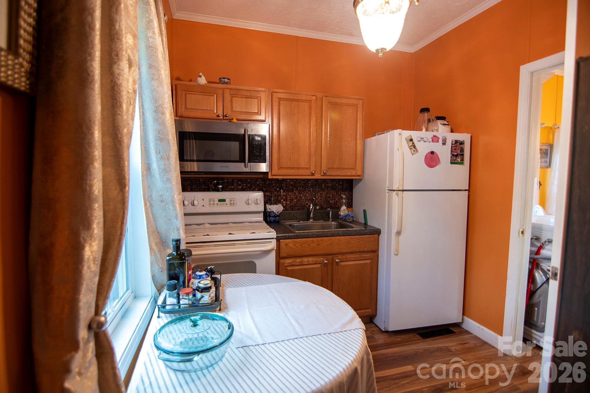 304 Golden Aster Road Swannanoa NC 28778