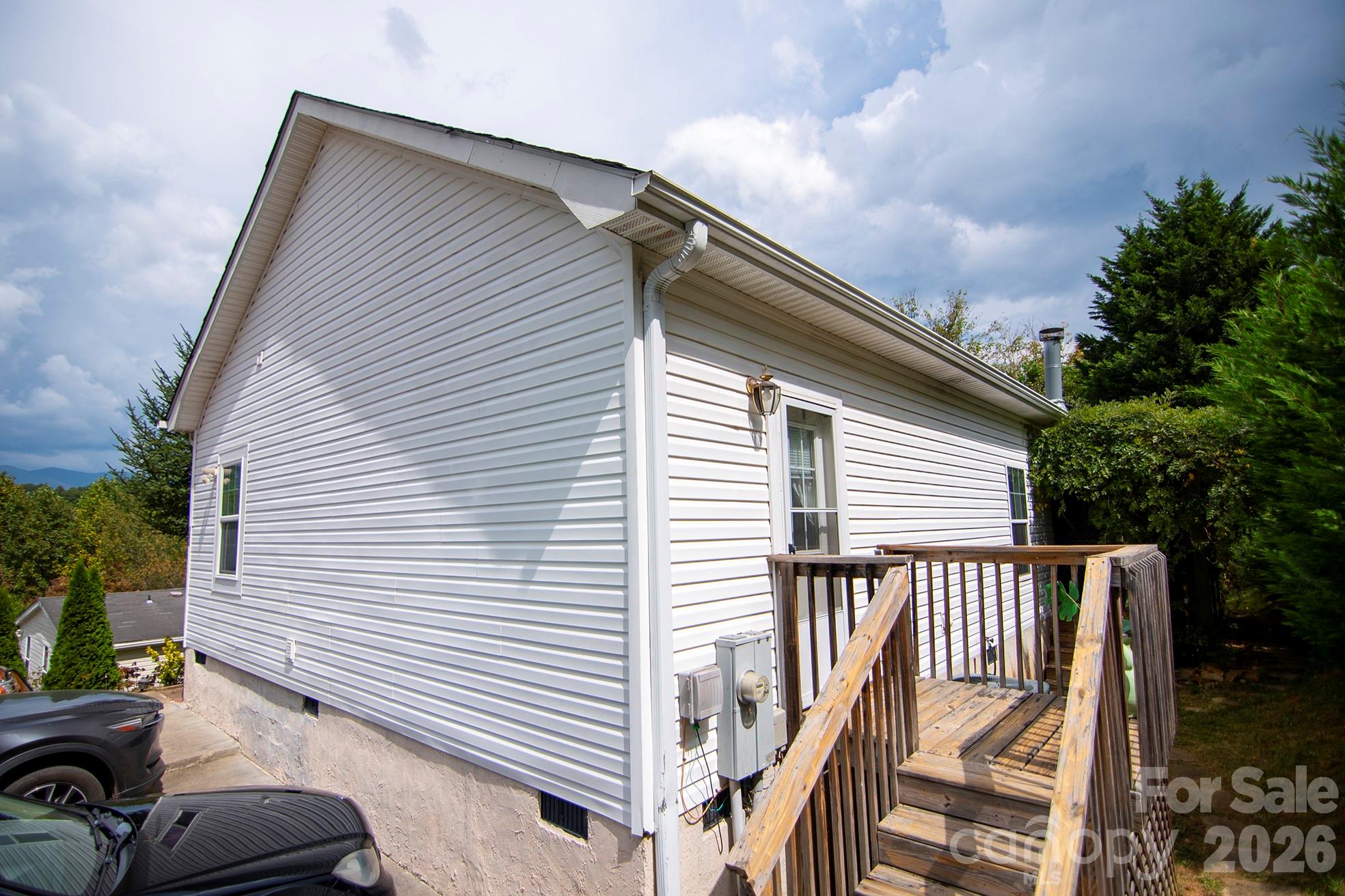 304 Golden Aster Road Swannanoa NC 28778