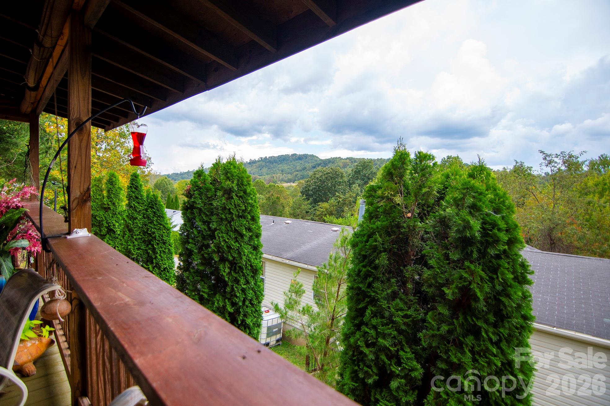304 Golden Aster Road Swannanoa NC 28778