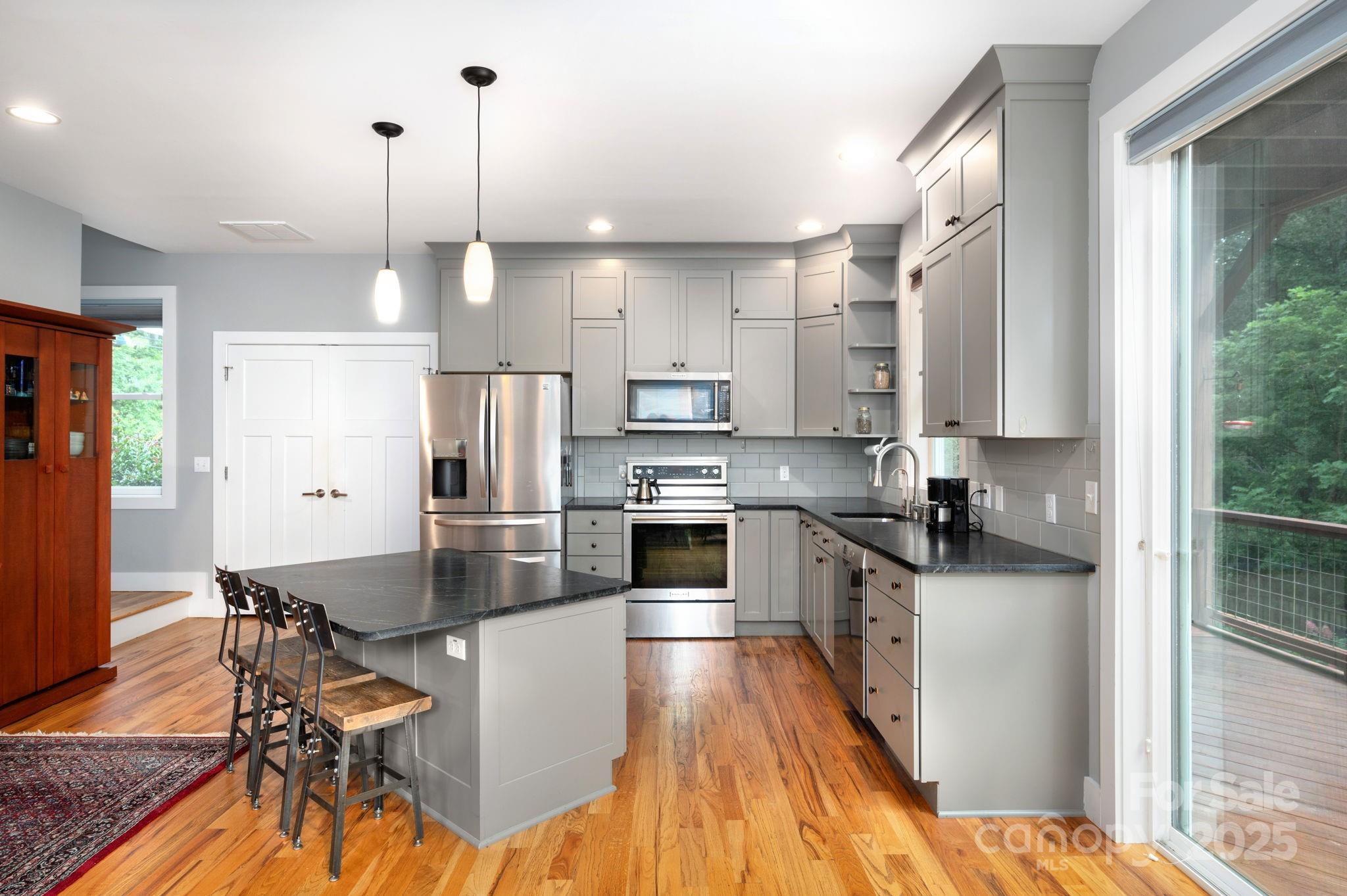 226 Sand Hill Road Asheville NC 28806