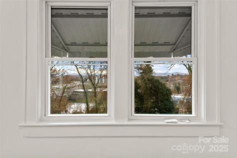 71 Buchanan Avenue Asheville NC 28801