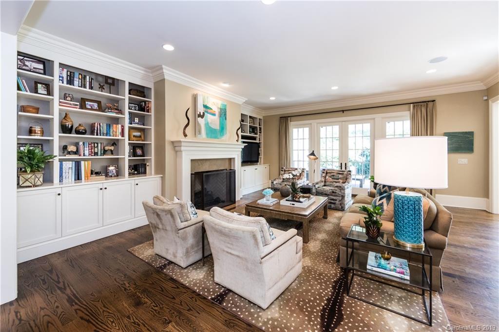 2713 Sherwood Avenue Charlotte NC 28207