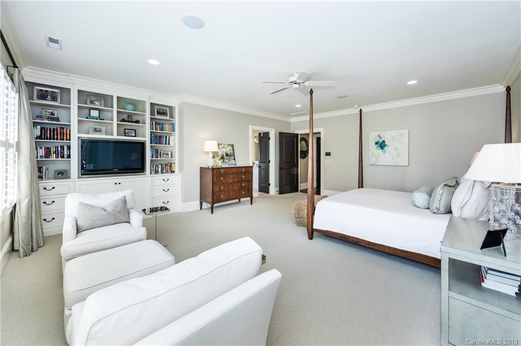 2713 Sherwood Avenue Charlotte NC 28207