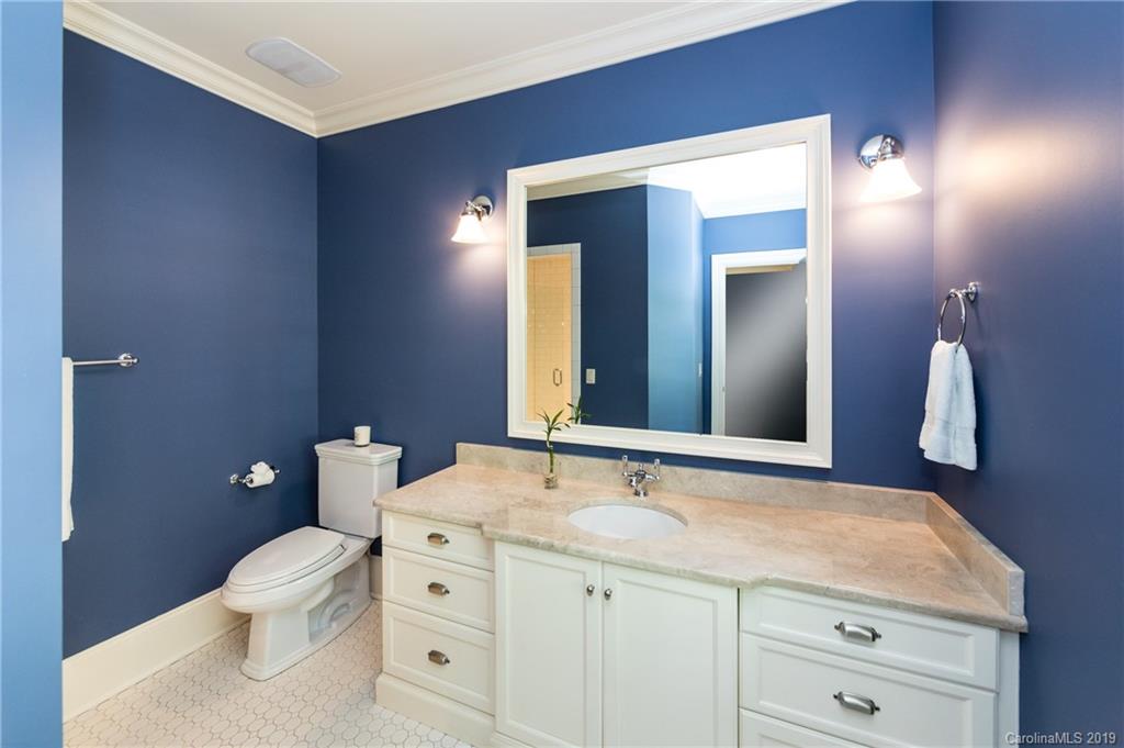 2713 Sherwood Avenue Charlotte NC 28207