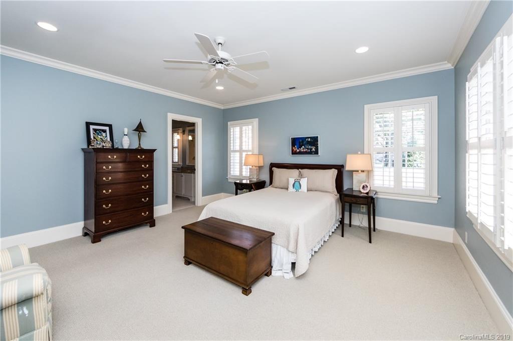 2713 Sherwood Avenue Charlotte NC 28207