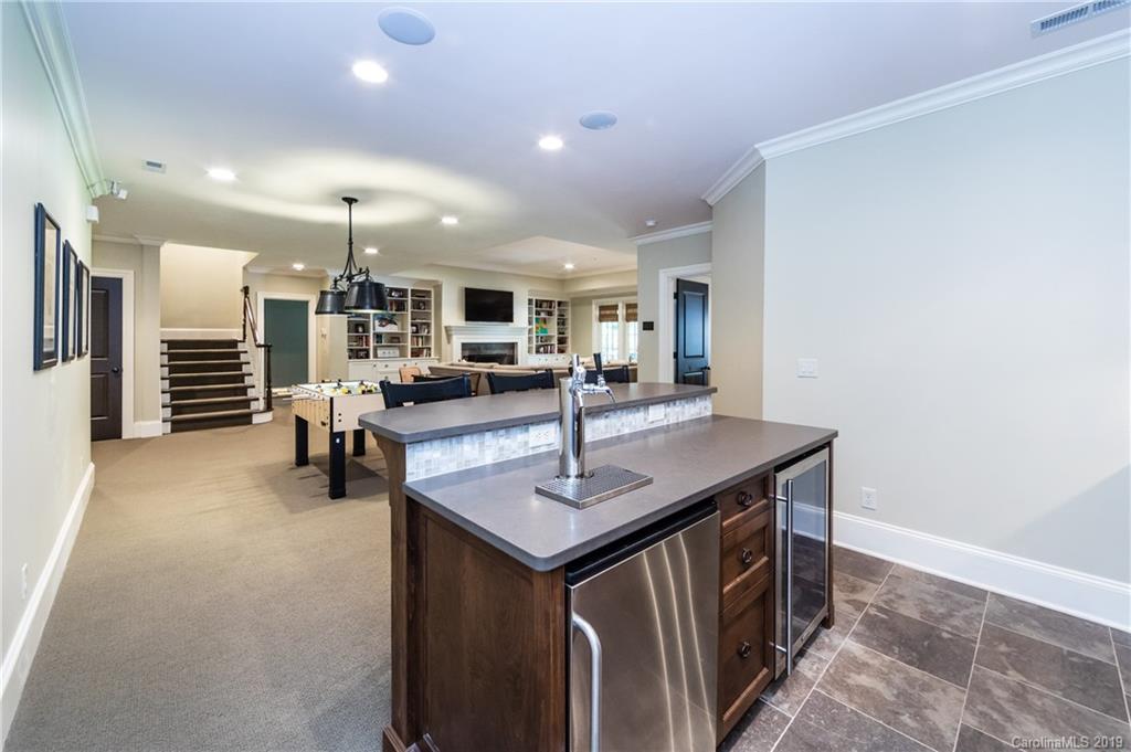 2713 Sherwood Avenue Charlotte NC 28207