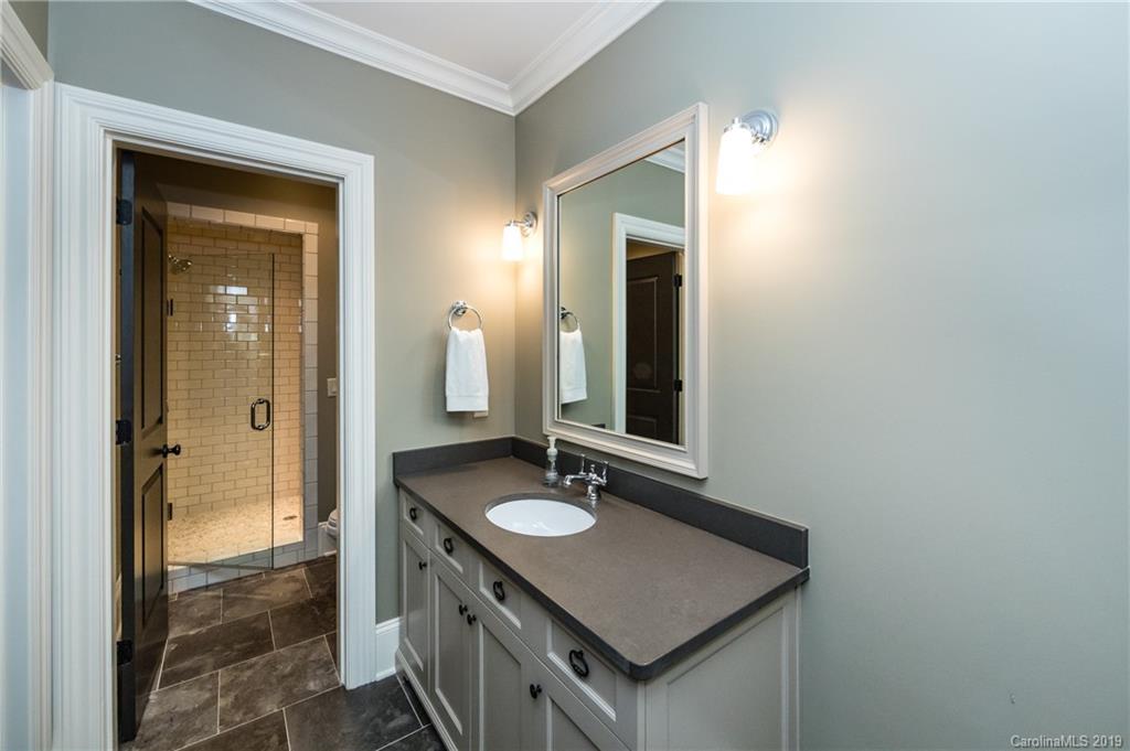 2713 Sherwood Avenue Charlotte NC 28207