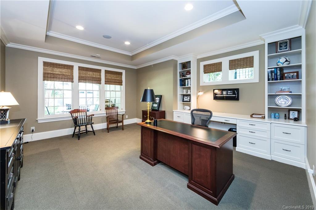 2713 Sherwood Avenue Charlotte NC 28207