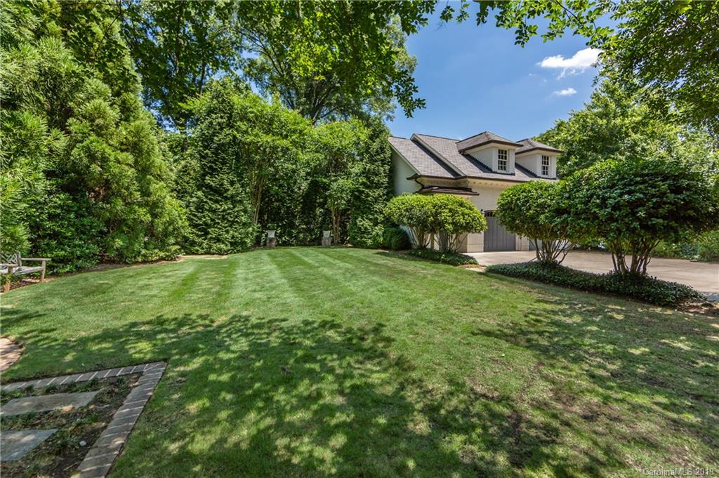 2713 Sherwood Avenue Charlotte NC 28207