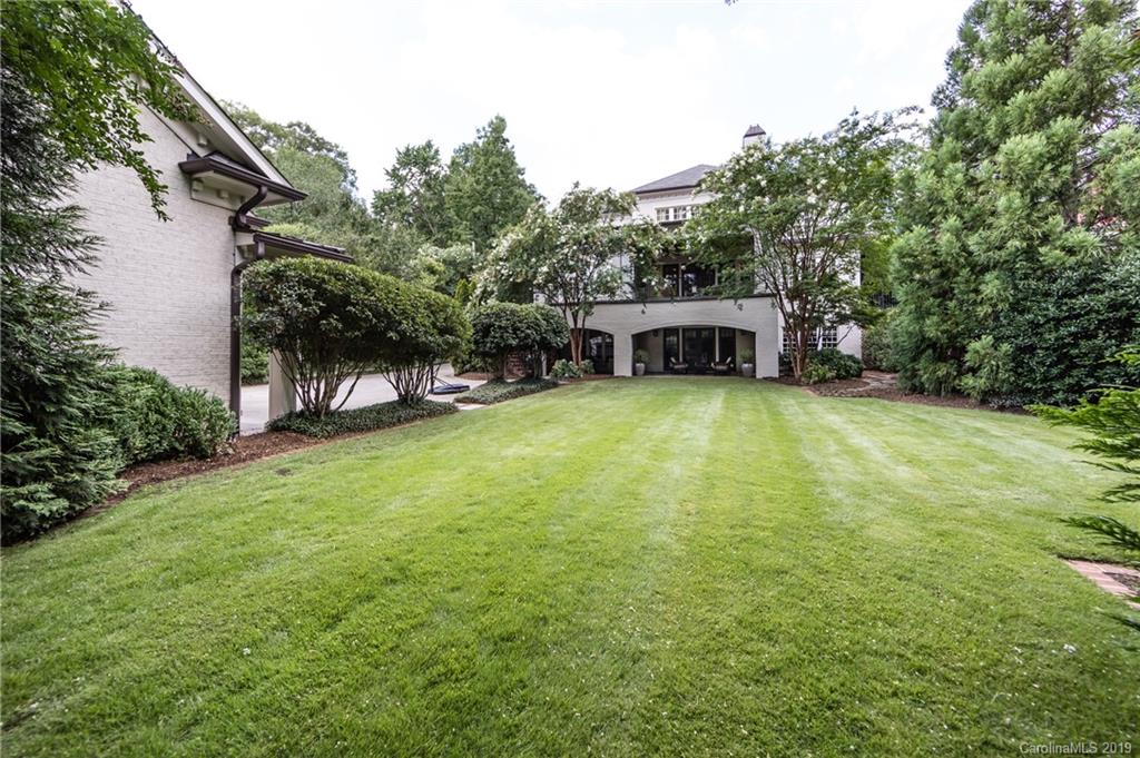 2713 Sherwood Avenue Charlotte NC 28207