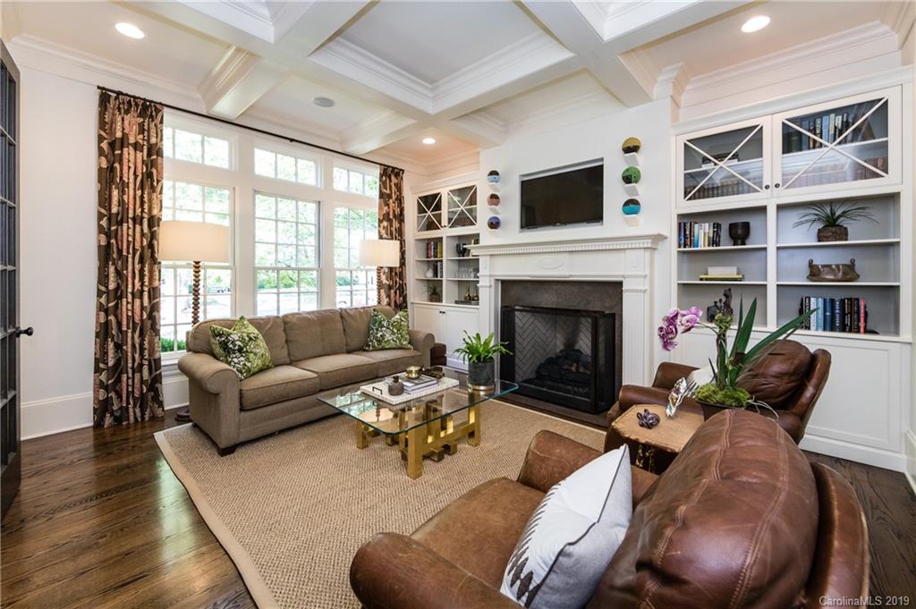 2713 Sherwood Avenue Charlotte NC 28207