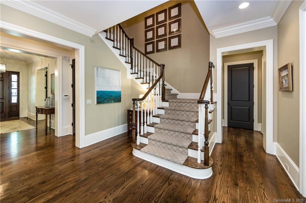 2713 Sherwood Avenue Charlotte NC 28207