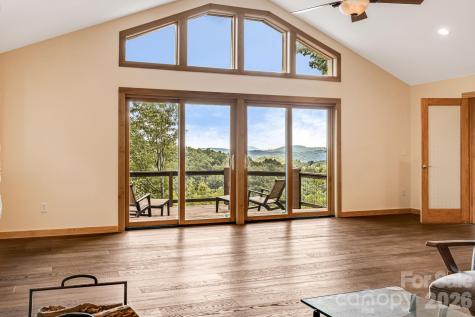 55 Glade Lane Black Mountain NC 28711