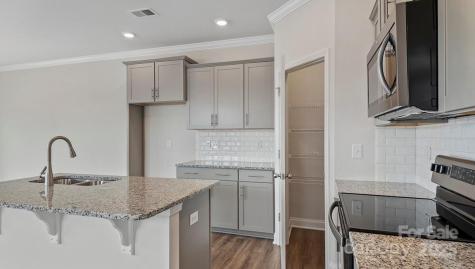 342 Creekview Road Hendersonville NC 28792