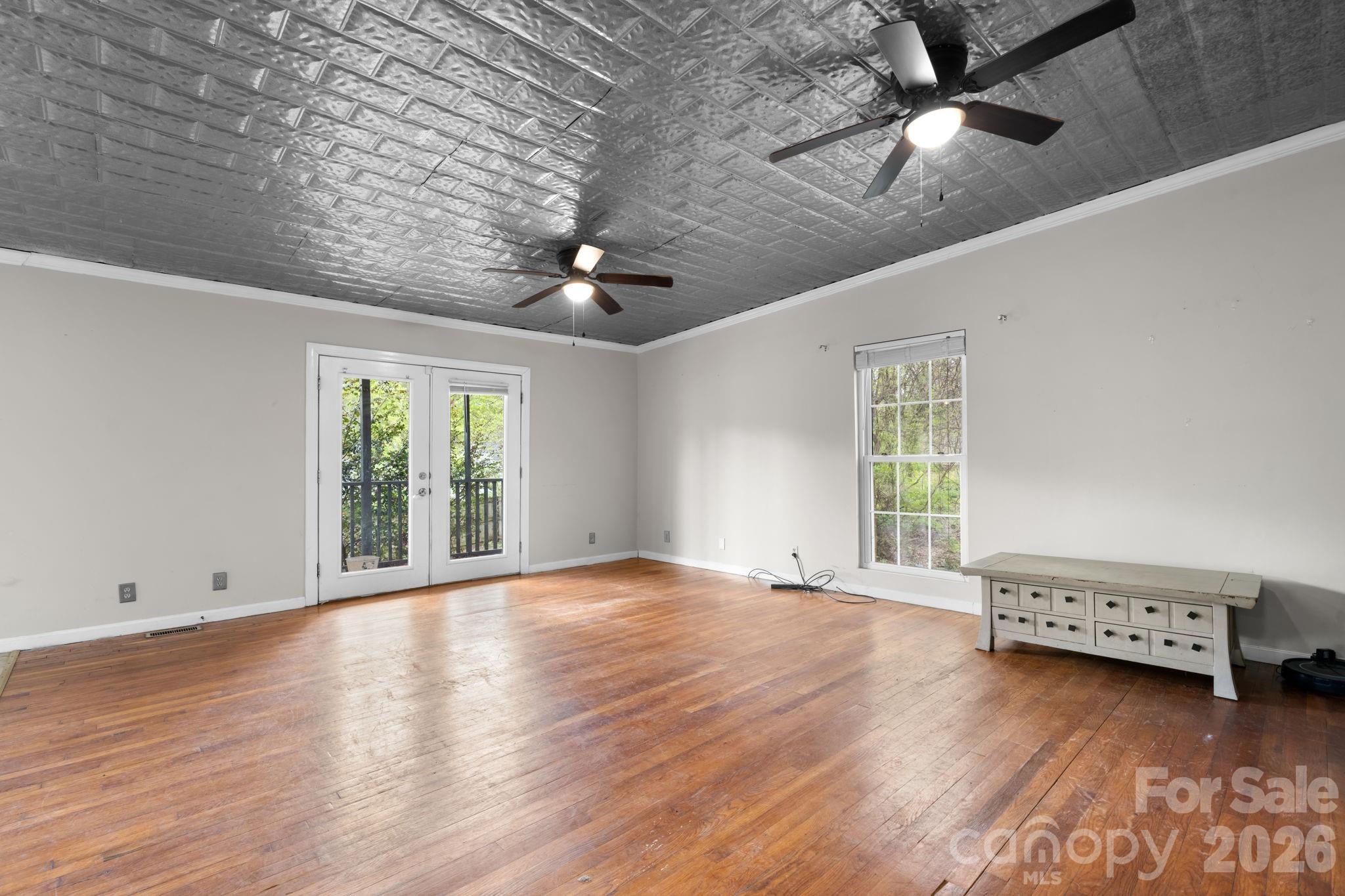 1604 4th Street NE Hickory NC 28601