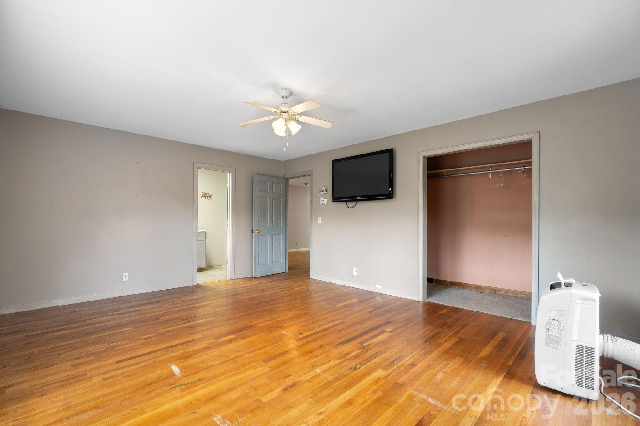 1604 4th Street NE Hickory NC 28601