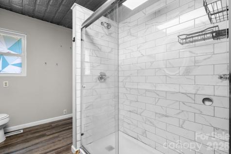 1604 4th Street NE Hickory NC 28601