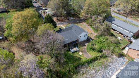 1604 4th Street NE Hickory NC 28601