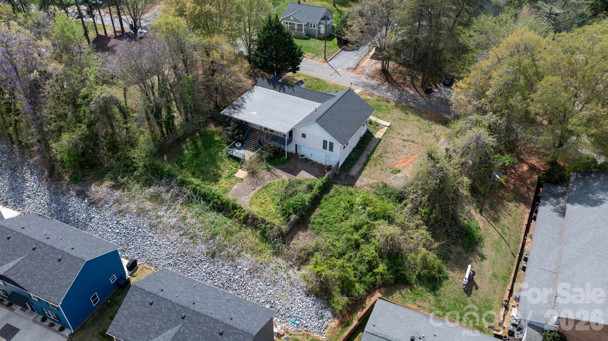 1604 4th Street NE Hickory NC 28601