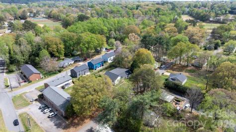 1604 4th Street NE Hickory NC 28601