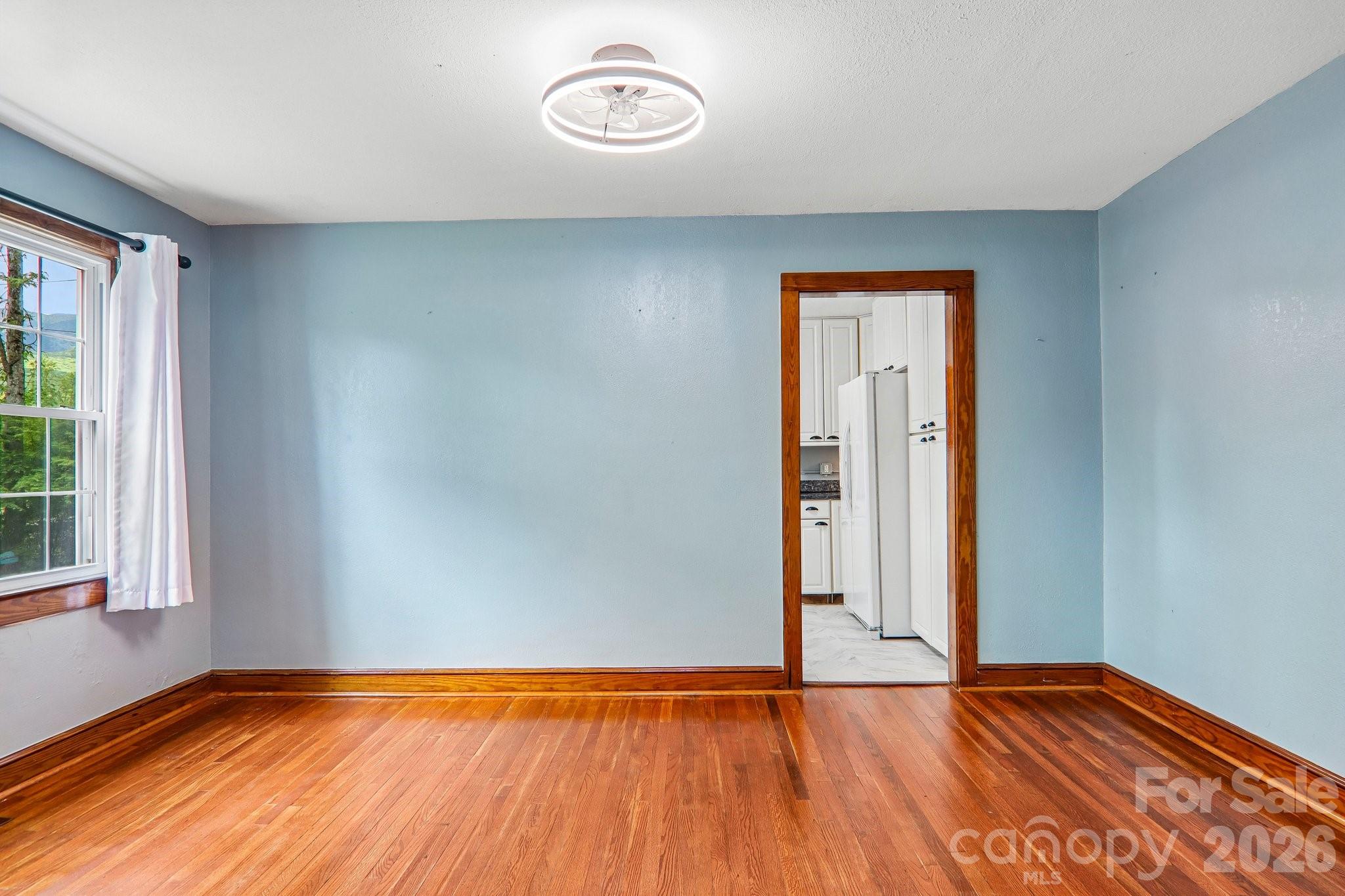 2627 White Oak Road Burnsville NC 28714