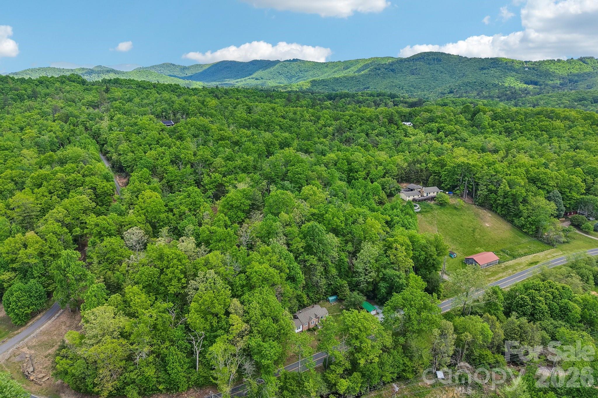 2627 White Oak Road Burnsville NC 28714