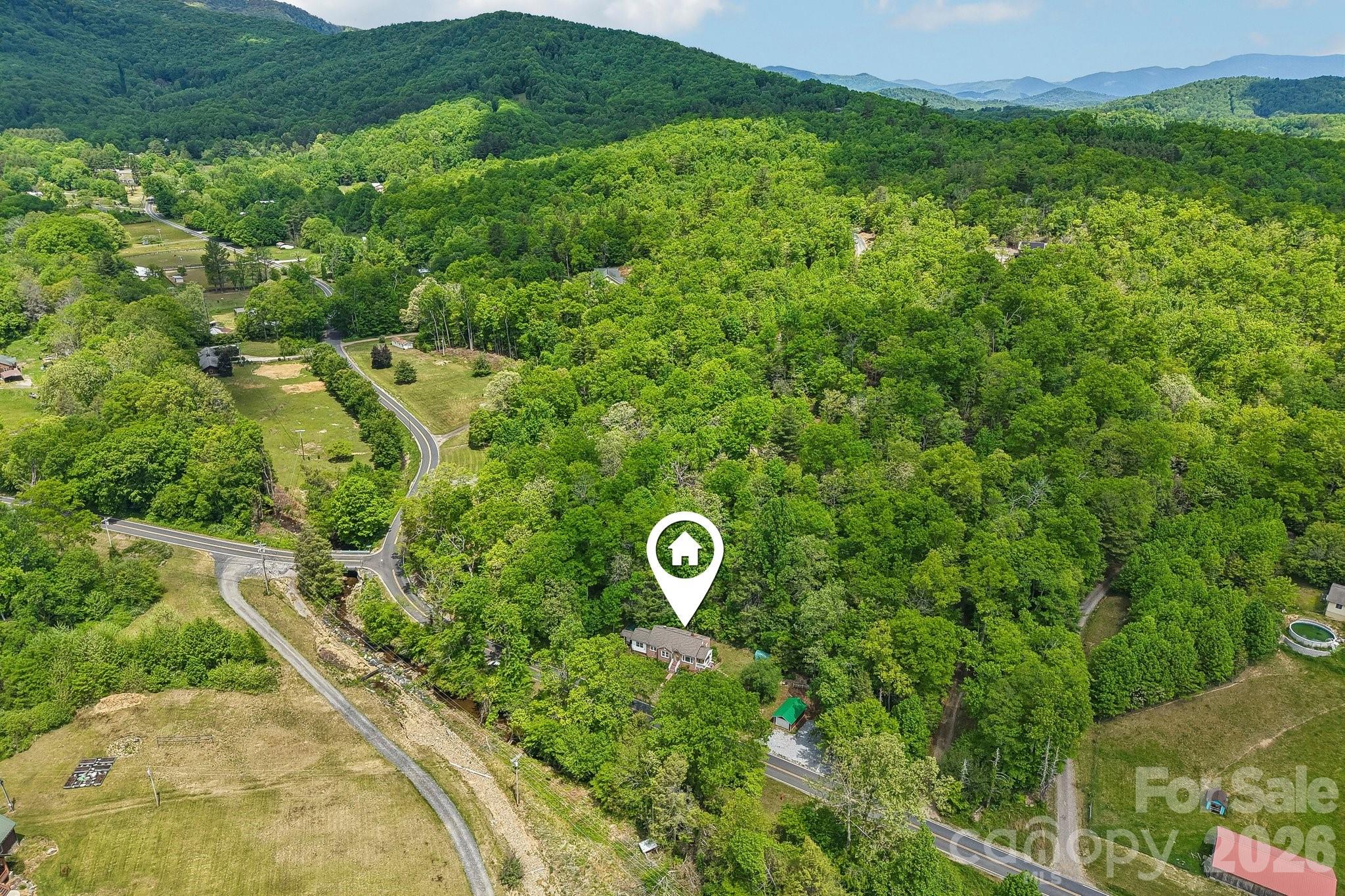 2627 White Oak Road Burnsville NC 28714