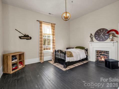 219 Stoney Mountain Road Hendersonville NC 28791