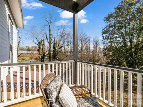 219 Stoney Mountain Road Hendersonville NC 28791