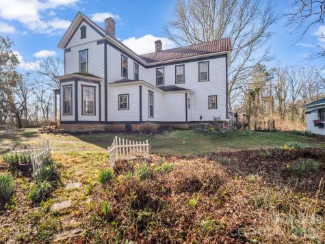 219 Stoney Mountain Road Hendersonville NC 28791