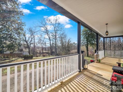 219 Stoney Mountain Road Hendersonville NC 28791