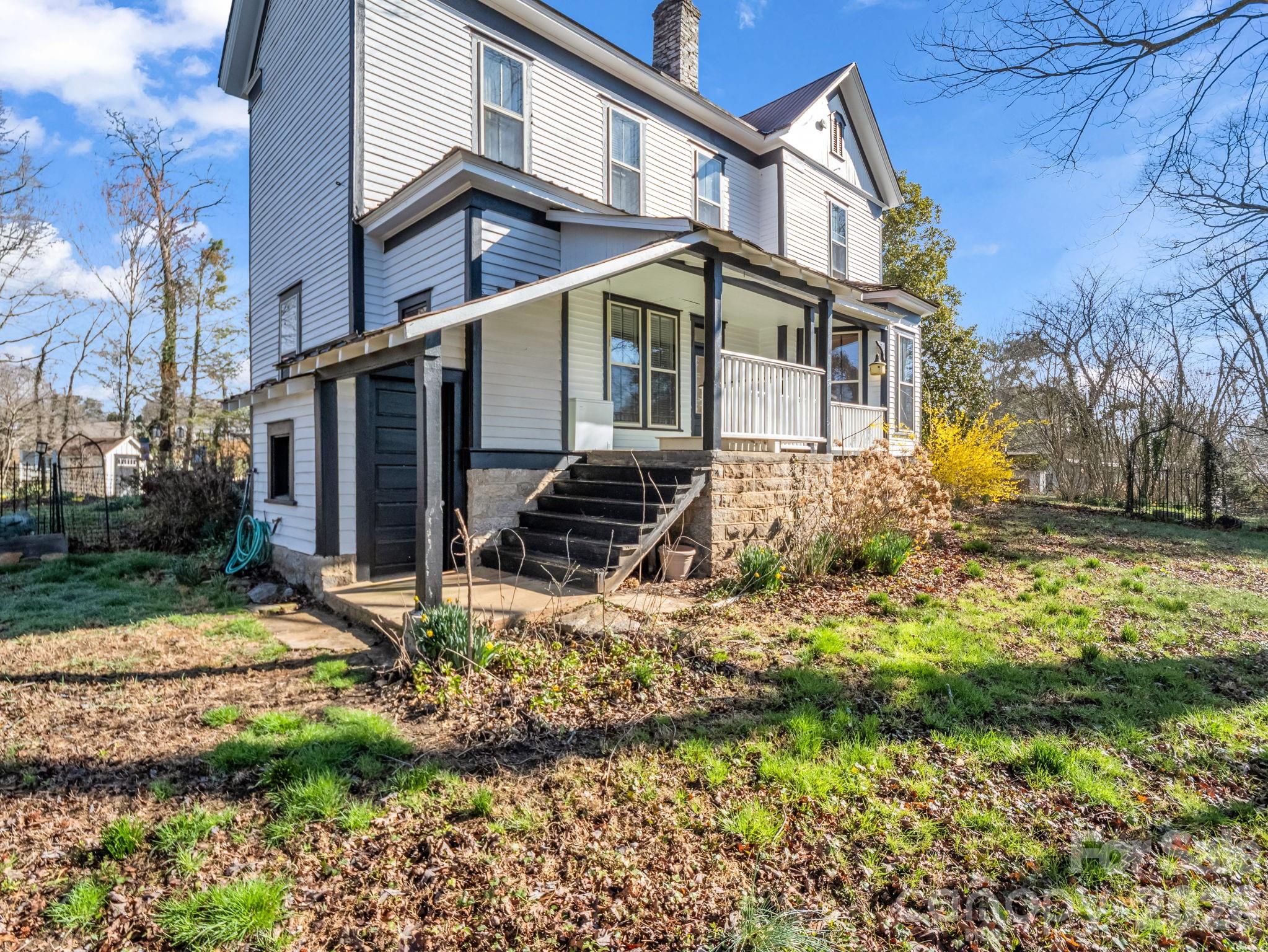 219 Stoney Mountain Road Hendersonville NC 28791