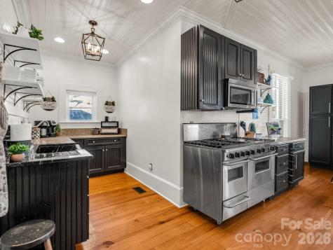219 Stoney Mountain Road Hendersonville NC 28791
