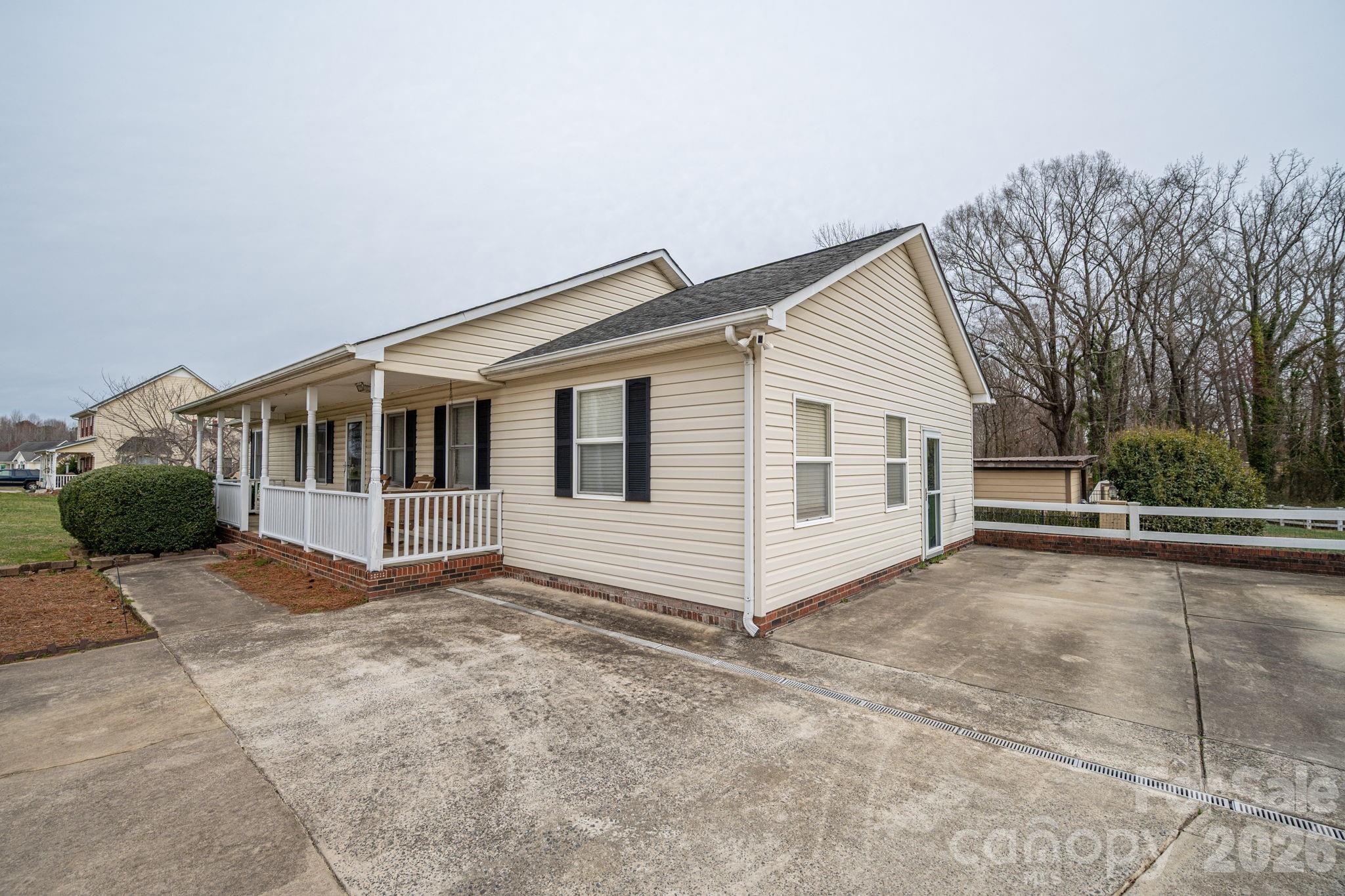 112 Pilots Ridge Drive Bessemer City NC 28016