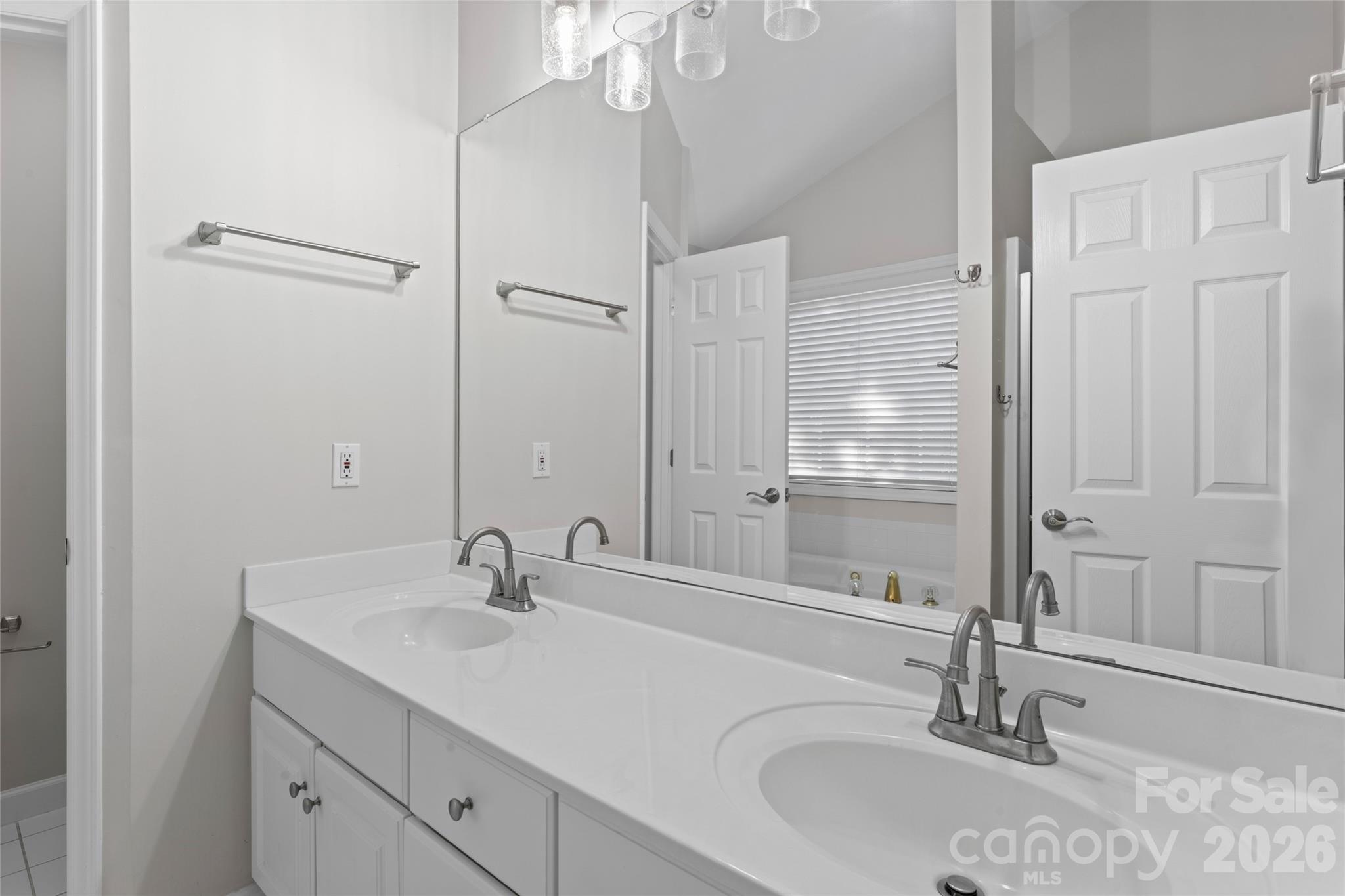 220 35th Avenue NE Hickory NC 28601