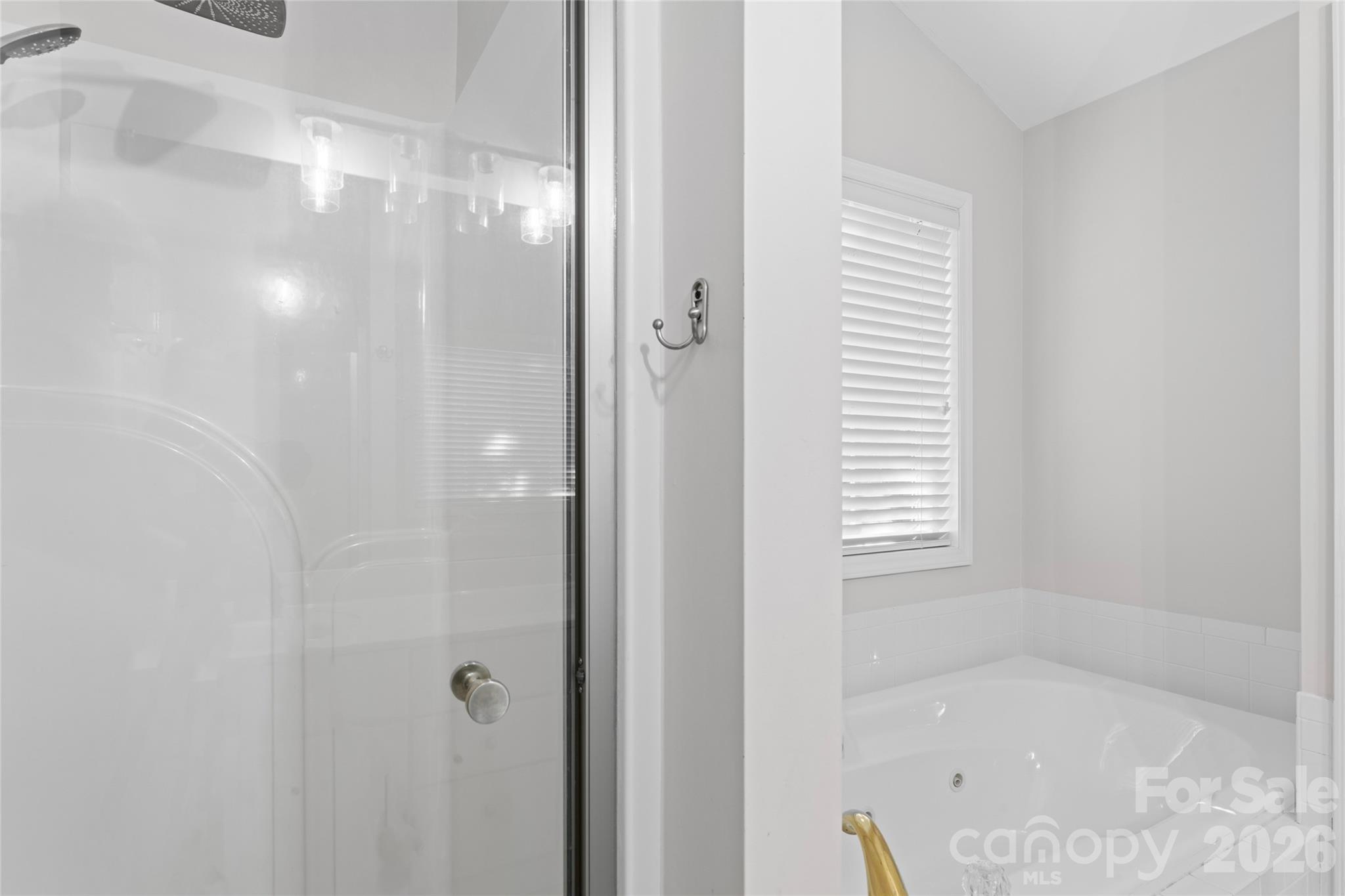 220 35th Avenue NE Hickory NC 28601