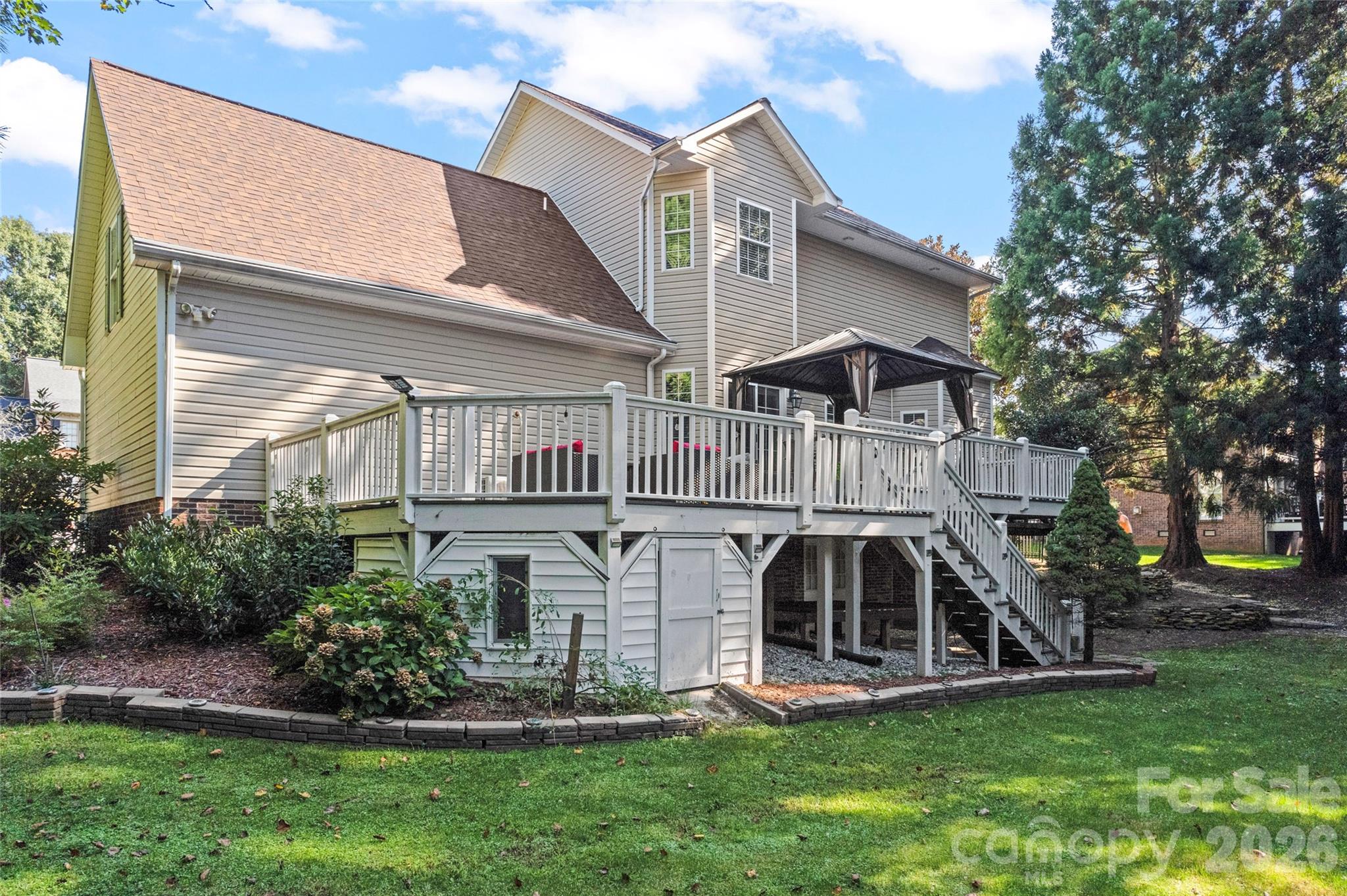 220 35th Avenue NE Hickory NC 28601