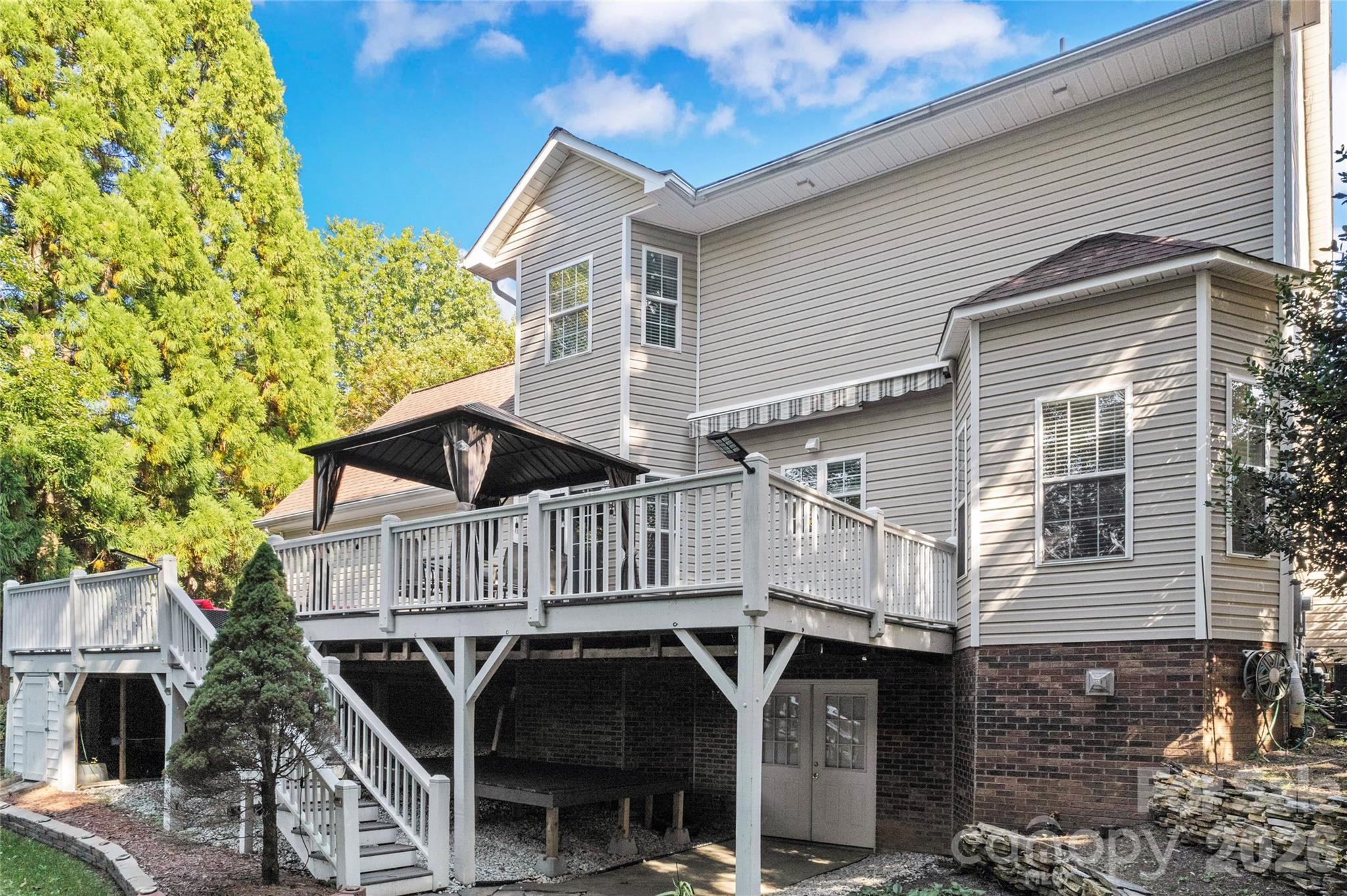 220 35th Avenue NE Hickory NC 28601