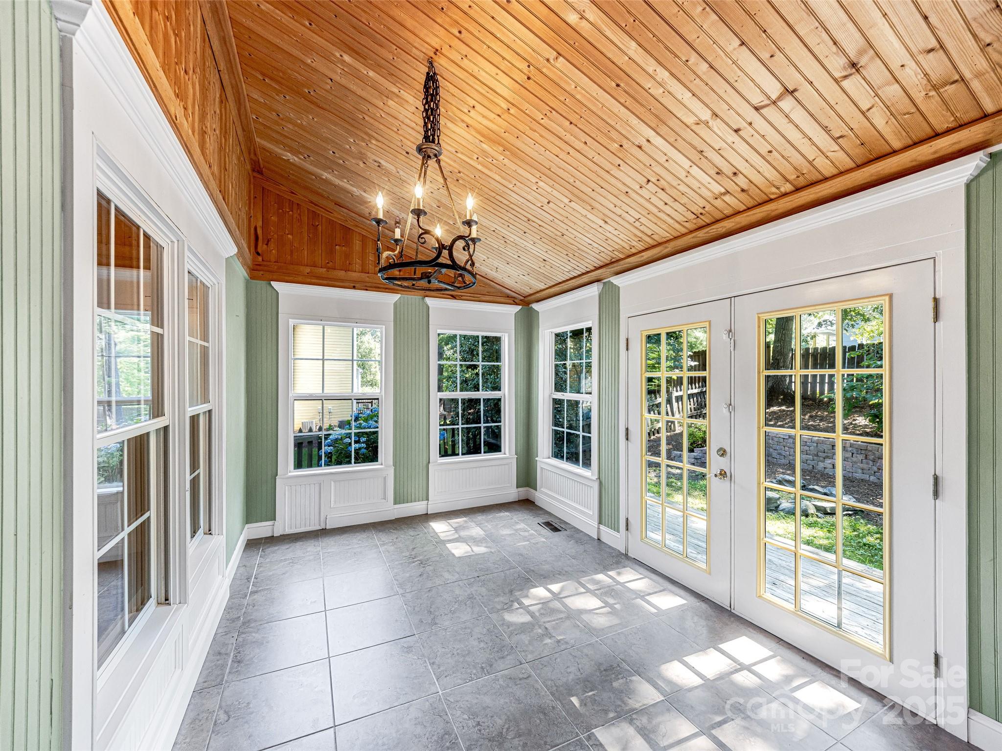 12 Whitleigh Court Arden NC 28704